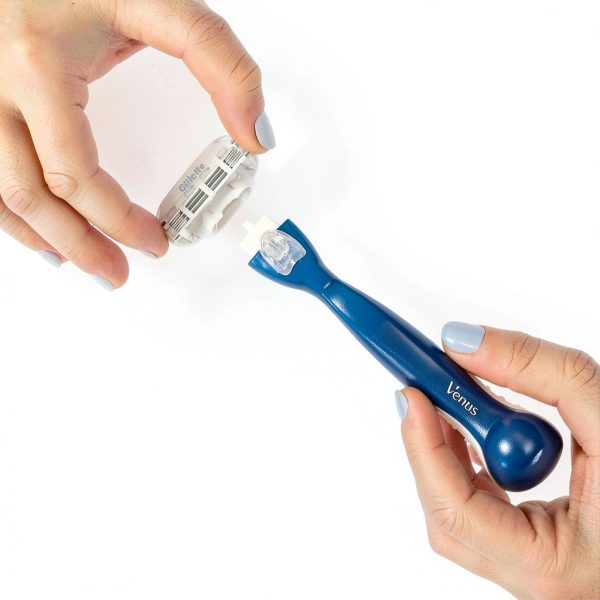 Venus Smooth Razor Procter Gamble 3 Blade Shaver-5